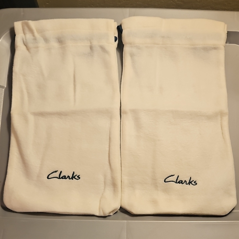 Clarks Cream Drawstring Pair Of Shoe Bags